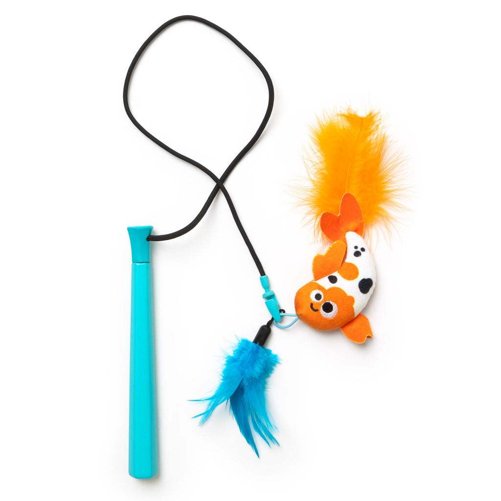 Mad Cat Koi Retractable Feather Wand toy