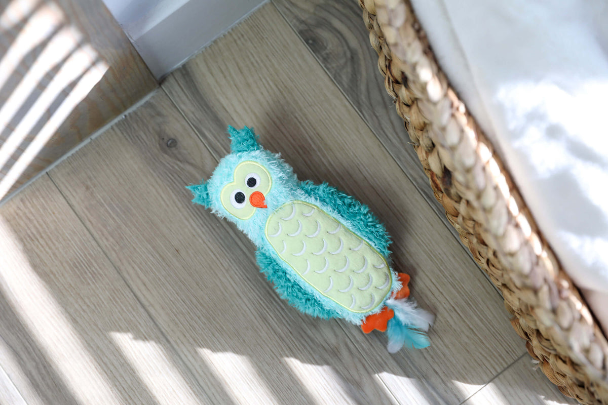 Quirky Kitty Night Owl Kicker – Glow-in-the-Dark Catnip & Silvervine Cat Toy